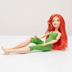 Sold DC Superheroes Girls Poison Ivy Doll